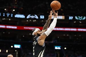 必须调查！特伦特大幅降薪拿了2年“底薪” 今年暴涨签6400万配图